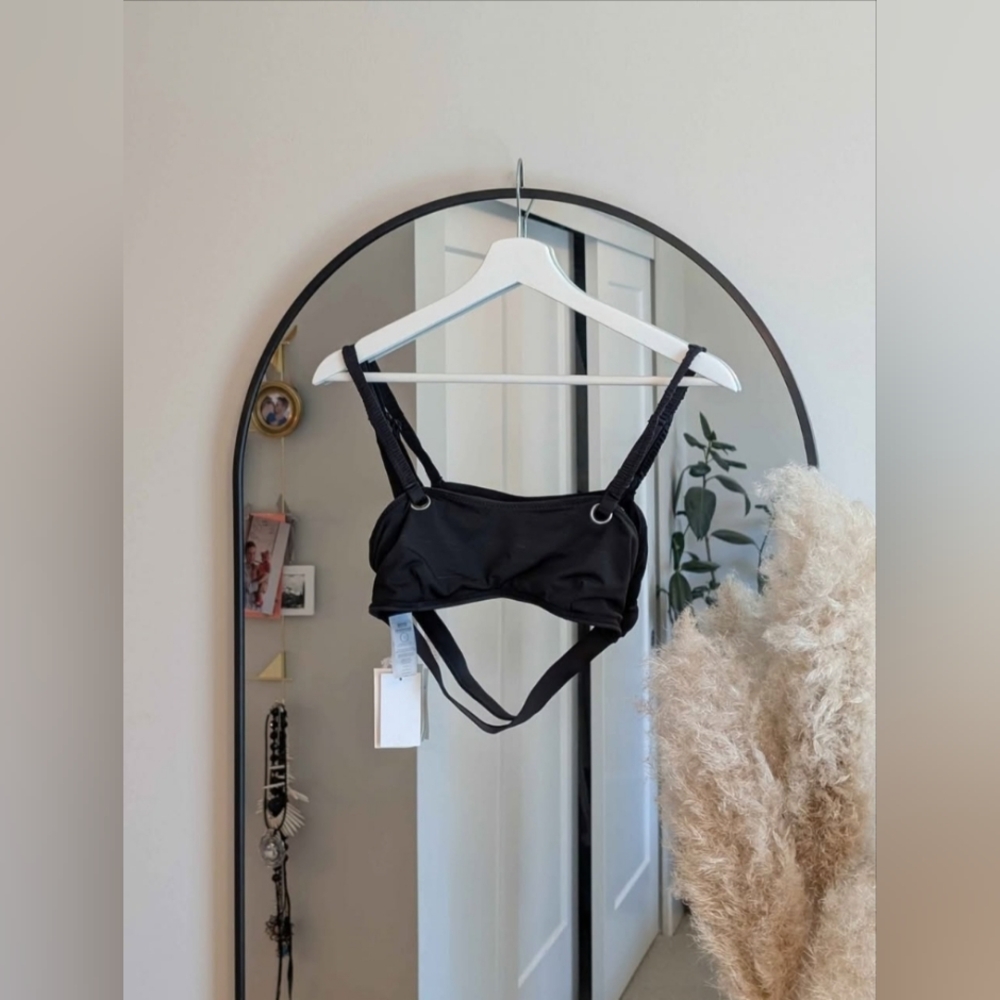 Good American Swimsuit top - NEW with tags- small- black